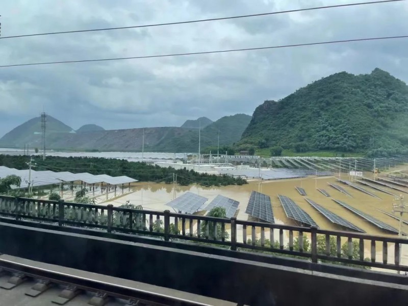 地面電站秒變漂浮電站，又一光伏電站被水淹！