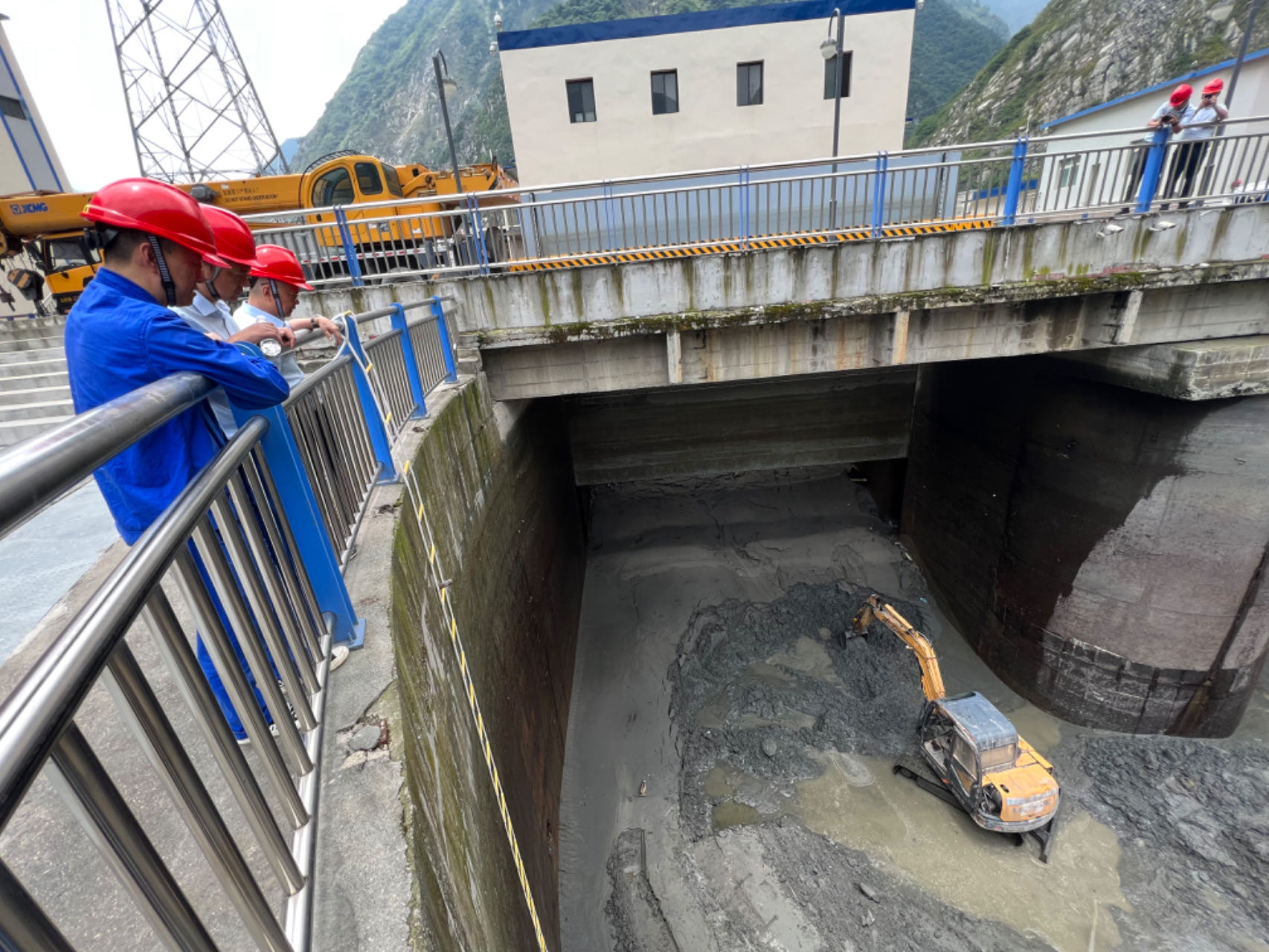 中國華能：聞“汛”而動 迎戰(zhàn)暴雨保供電