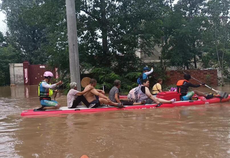 【防汛救災(zāi) 央企行動】風雨同心 人民至上 中國電建奮戰(zhàn)在防汛搶險一線