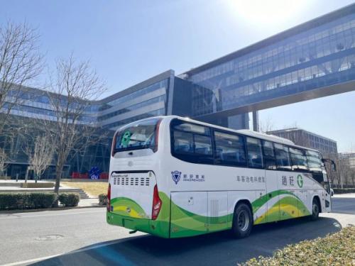 新研氫能30臺(tái)氫能燃料電池大巴車交付百度