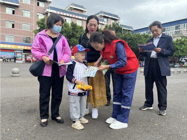 四川能投高縣電力團(tuán)總支書記榮獲“宜賓市優(yōu)秀共青團(tuán)干部”稱號