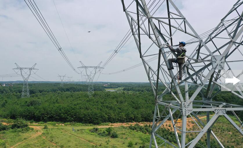 江西南昌巡檢超高壓 迎峰度夏保供電