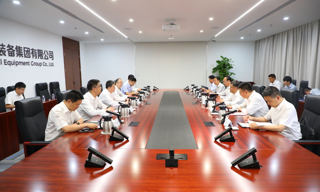 中國電氣裝備黨委副書記、總經(jīng)理周群會見西安市市長葉牛平