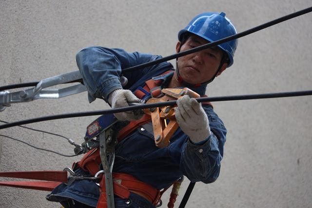 貴州興義供電局優(yōu)質服務文旅城市基礎設備建設